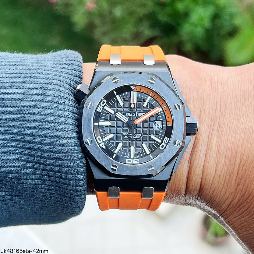 AUDEMARS PIGUET ROYAL OAK OFFSHORE DIVER PRETO LARANJA 42MM